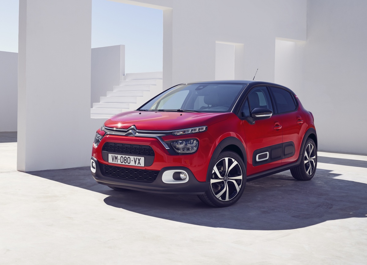 Citroën faz pequenos acertos estéticos no C3