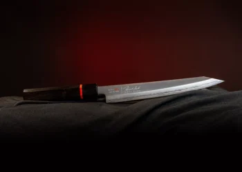 Há facas para sushi da Nissan Z Nismo que custam uma fortuna. Sabia?