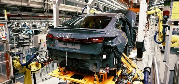 Donald Trump desfere rude golpe na indústria automóvel mundial