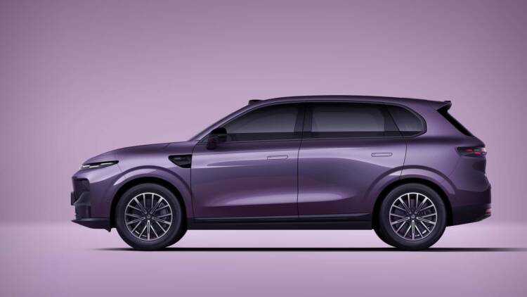 Stellantis e Leapmotor vão produzir SUV B10 em Espanha