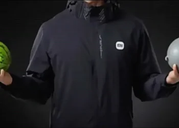 Uma melancia: o teste que faltava à resistência das baterias para elétricos