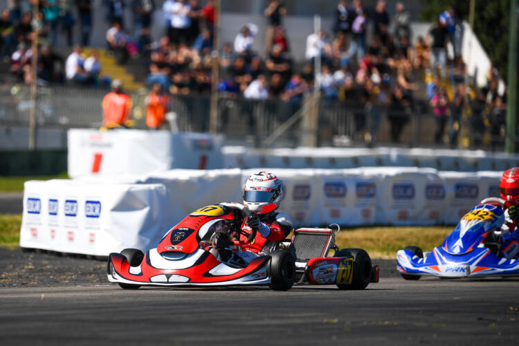 Xavier Lázaro tem estreia competitiva na OKN-Júnior