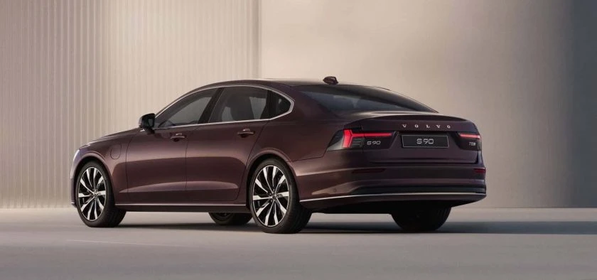 Volvo S90