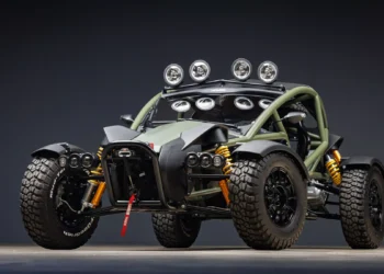 Este Ariel Nomad Tactical tem 817 km e está à venda