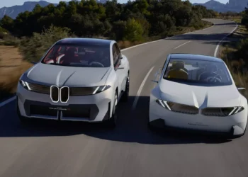 É assim que o BMW Neue Klasse se vai fazer ouvir