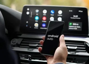 Android Auto projetado nos óculos do condutor