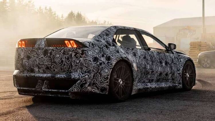 BMW M3 elétrico alvo de críticas na internet