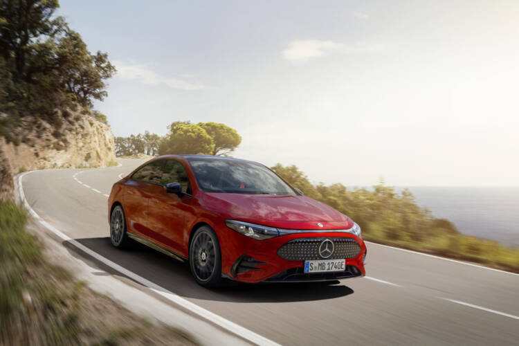 Mercedes-Benz inicia comercialização do novo CLA. Já há preços