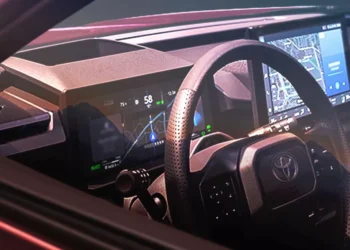 Novo Toyota RAV4: primeiras imagens reveladas