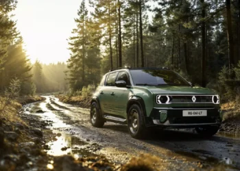 Renault mostra concept 4 Savane 4×4