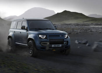 Land Rover Defender recebe melhorias tecnológicas