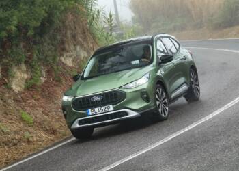 Contacto – Ford Kuga Active X 2.5 Duratec PHEV – Camuflado da moda