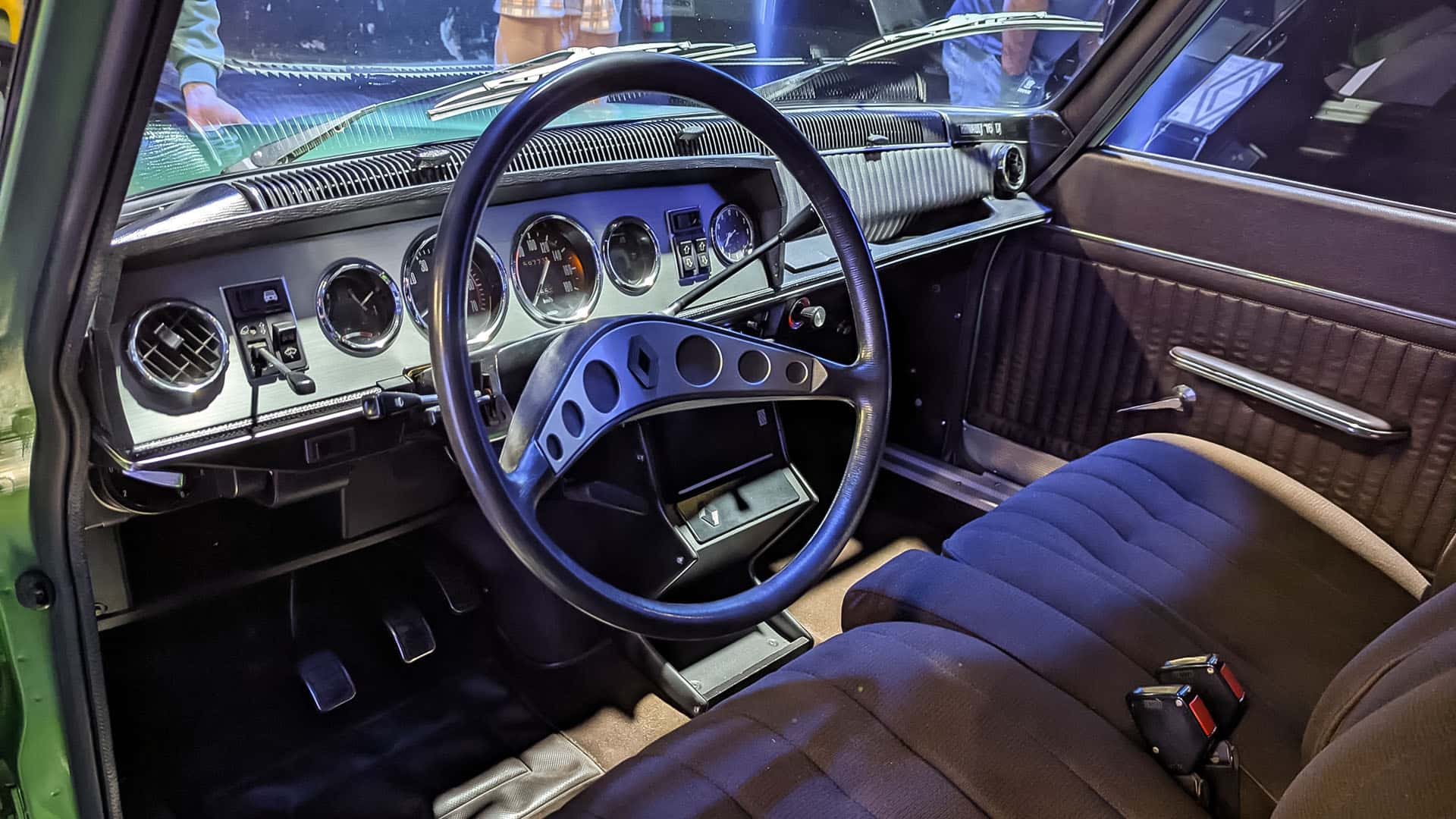 Renault 16