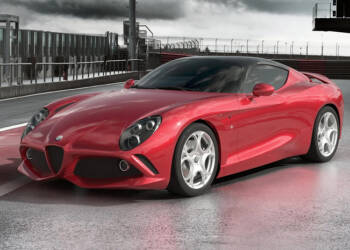 Zagato revisita o Alfa 8C com este DoppiaCoda