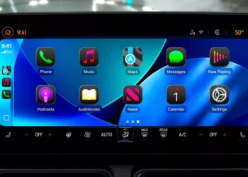 Apple CarPlay ganha novo visual e rapidez a partir do outono