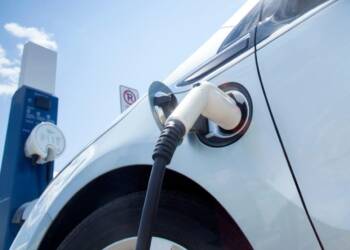 Governo reforça apoio à compra de elétricos com incentivo até 4 mil euros