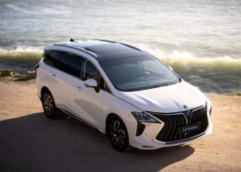 Forthing lança monovolume para sete a gasolina e a GPL