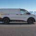 Ford lança versão de tração integral da Transit E-Custom