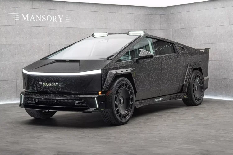 Mansory volta a personalizar mais um Cybertruck