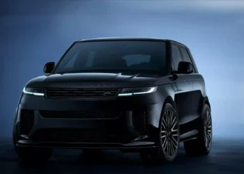 Range Rover SV Black quer “ameaçar” superdesportivos
