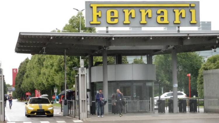 Xiaomi SU7 Ultra foi avistado no quartel general da Ferrari