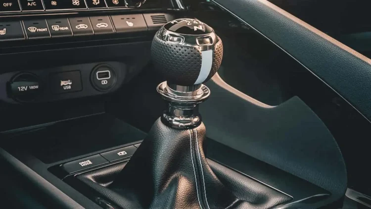 Hyundai acredita que as caixas manuais vão desaparecer