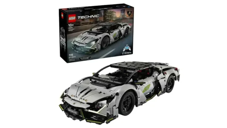 Lamborghini Revuelto da Lego pode ser comandado pelo smartphone