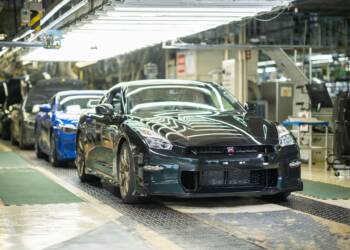 Nissan diz adeus ao GT-R com pompa e circunstância