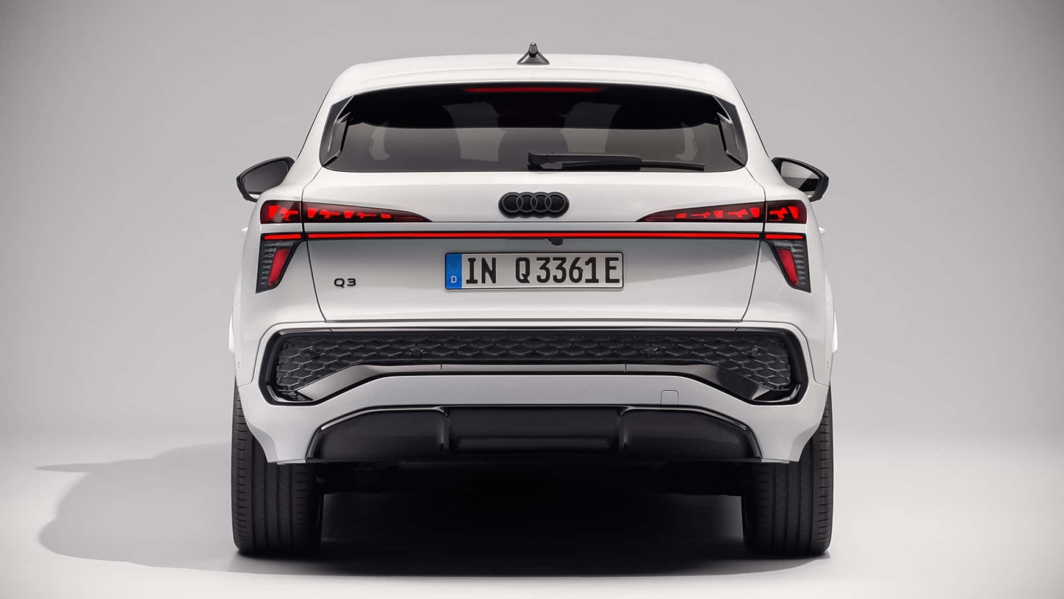 Q3