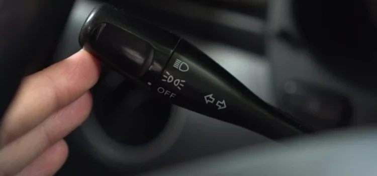 Diz-me que carros conduzes dir-te-ei se fazes pisca!