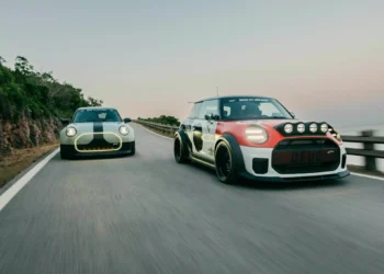 Estes são os dois JCW Deus Ex Machina da Mini