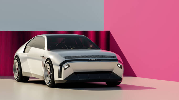 Skoda revisita 110R num coupé desportivo de motor atrás