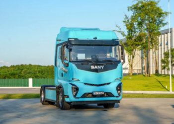 Depois dos automóveis China prepara entrada no mercado europeu dos camiões elétricos