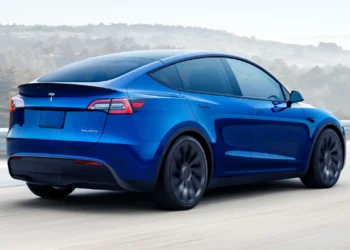 Mais de 170 mil Model Y com problemas nos puxadores das portas