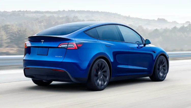 Mais de 170 mil Model Y com problemas nos puxadores das portas