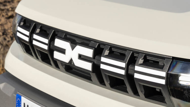 Novo Dacia Spring vai chamar-se Evader. Mas há mais novidades