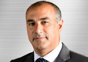 Stellantis nomeia novo diretor para a Europa e ‘pesca’ na Mercedes responsável pela produção