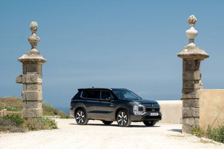 Mitsubishi Outlander PhevS-AWD Instyle