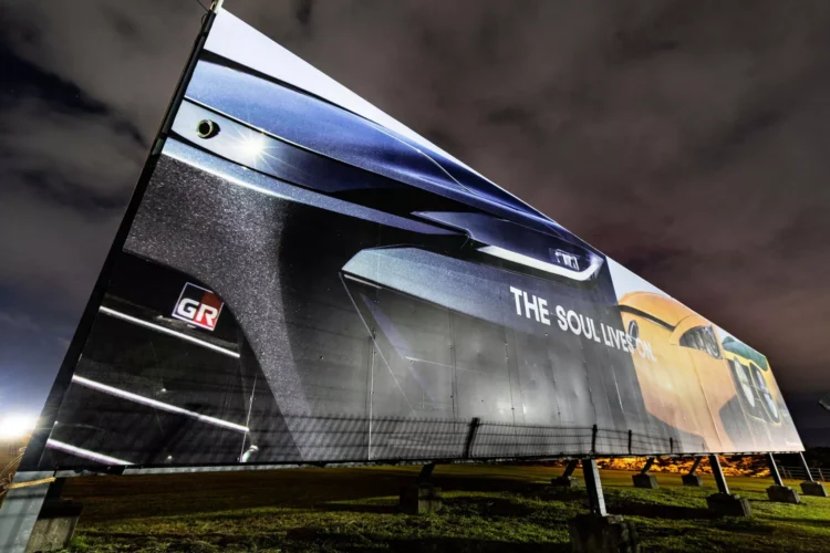 Toyota GR Supercar chega a 13 de outubro mas já há pormenores