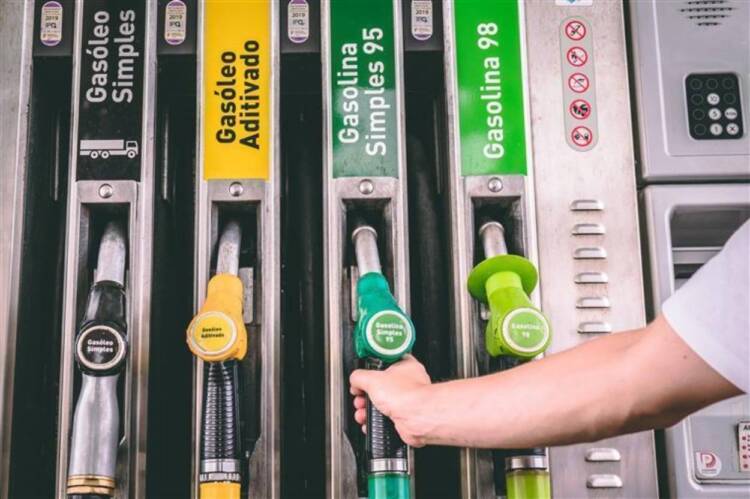 Combustíveis: gasóleo sobe e gasolina desce na próxima semana