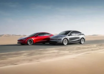 Tesla Model 3 e Model Y ganham mais autonomia sem aumento de preço