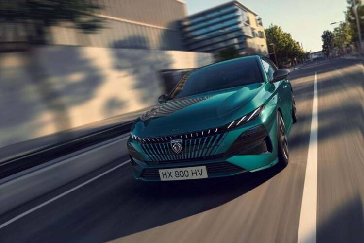 Peugeot anuncia preços e abre encomendas do novo 308