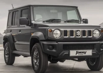 Suzuki Jimny de cinco portas está à venda em Itália