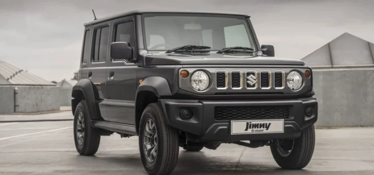 Suzuki Jimny de cinco portas está à venda em Itália