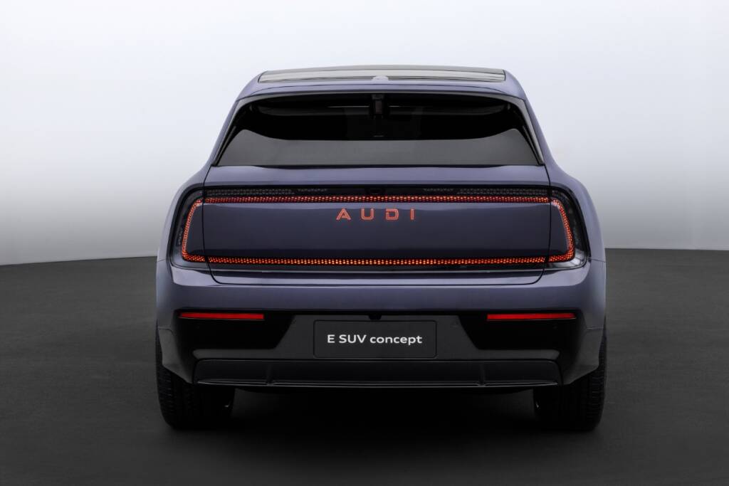 AUDI E SUV Concept