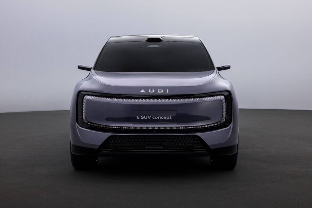 AUDI E SUV Concept