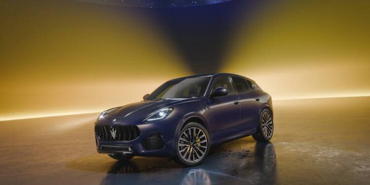 Maserati Grecale Lumina Blu