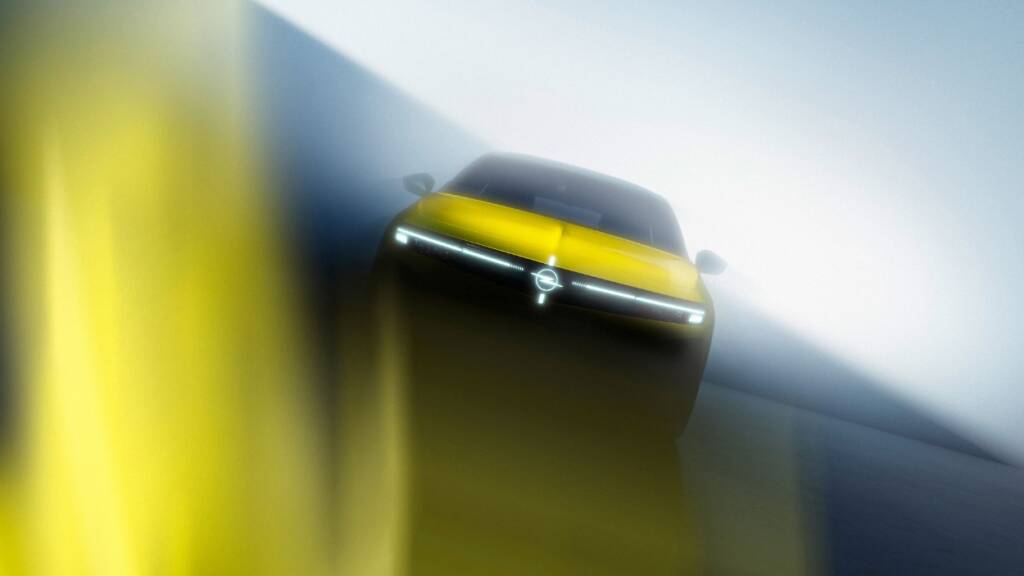 Opel Astra Teaser