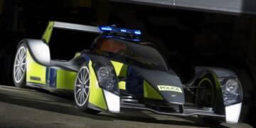 Os 10 carros da polícia mais rápidos do mundo