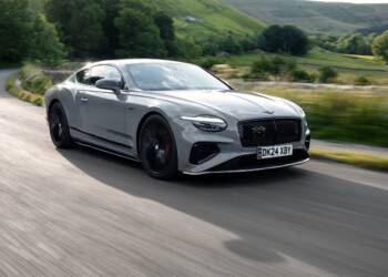 Bentley Continental GT e Flying Spur ganham estilo ainda mais agressivo